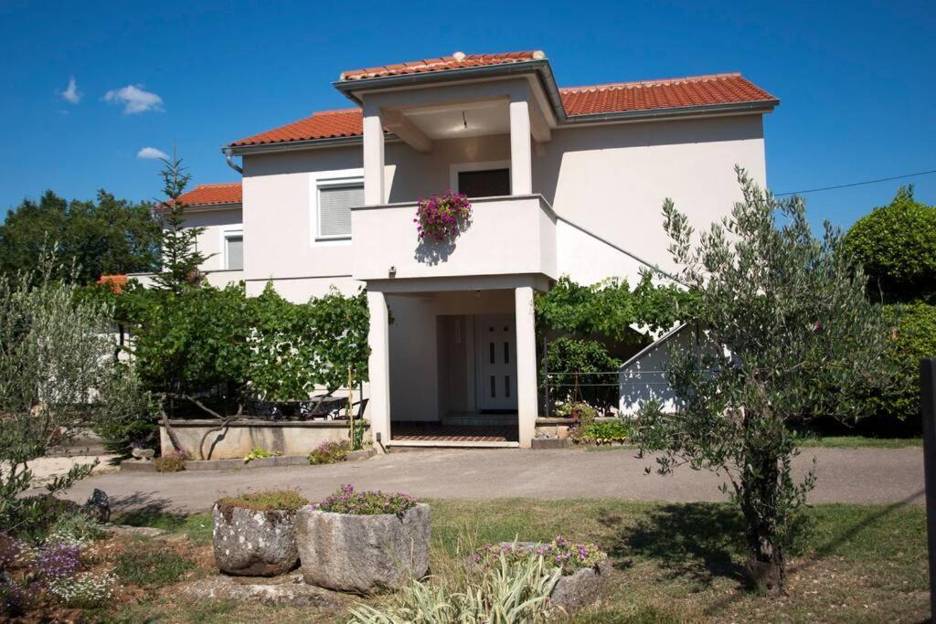 New Apartment Ema I Veglia Exterior foto
